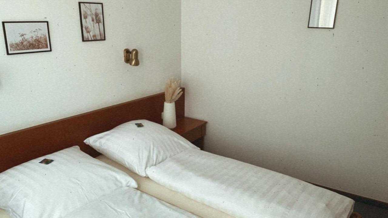 Hotel Zur Sonne Kirchhain Ngoại thất bức ảnh